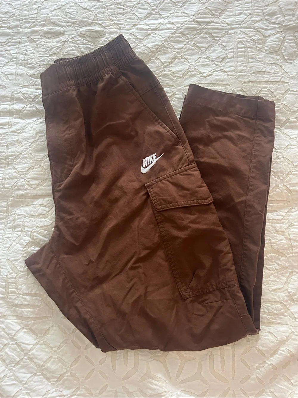 Nike Men's cargo pants in wow cacao size M